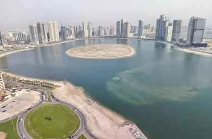 Apartment - 1 Bedroom - 2 Bathrooms for rent in Beach Tower 1 - Al Khan Lagoon - Al Khan - Sharjah