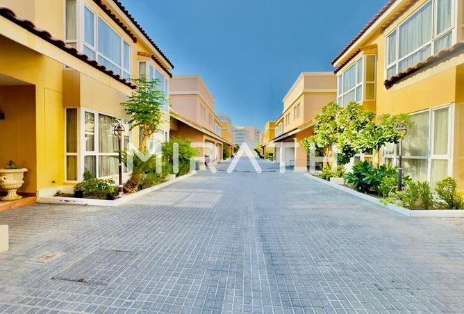 70671185 - Property Image 3