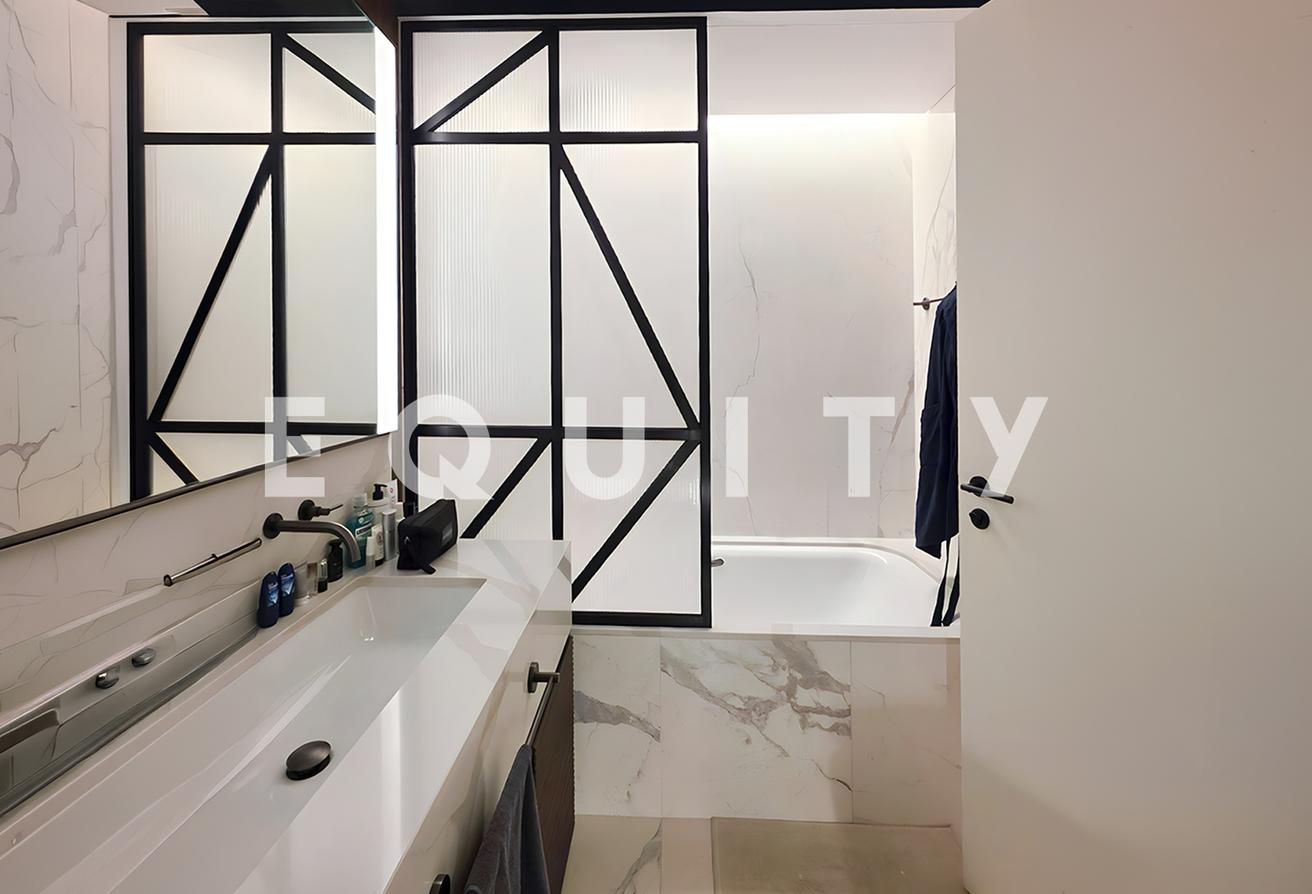 Panoramic Island Views | Fully Furnished | Modern photo 10