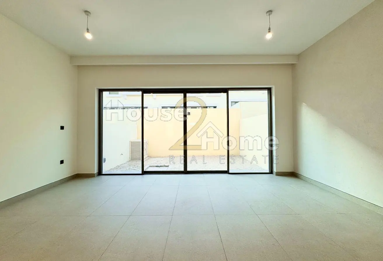 128351954 - Property Main Image