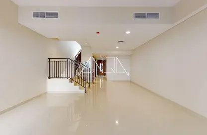 تاون هاوس - 3 غرف نوم - 4 حمامات للايجار في فيلات أرينكو - منطقة 14 - قرية جميرا الدائرية - دبي