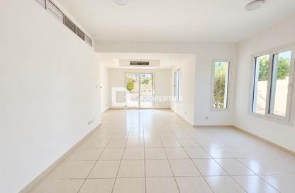 Townhouse - 3 - 2 for rent in Springs 11 - The Springs - Dubai
