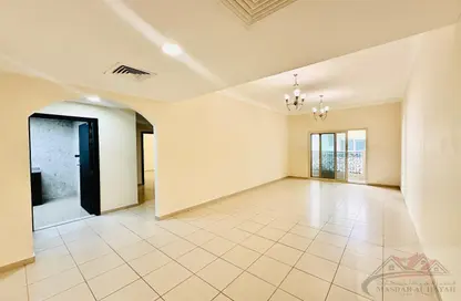 شقة - 2 غرف نوم - 2 حمامات للايجار في بناية مويليح 29 - مويلح - الشارقة