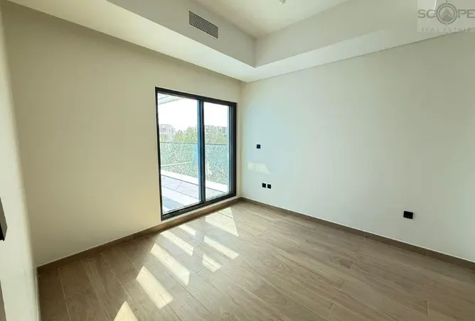 129762008 - Property Image 3