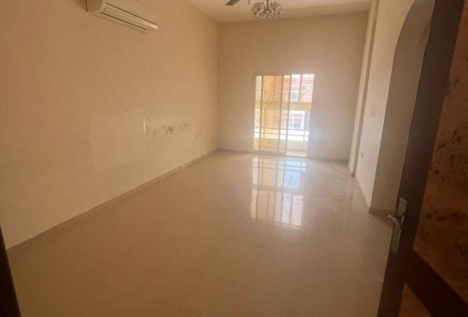 76972308 - Property Main Image