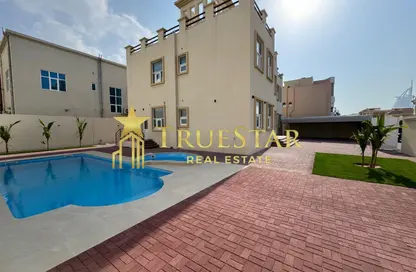 Villa - 5 Bedrooms - 6 Bathrooms for rent in Umm Suqeim 2 Villas - Umm Suqeim 2 - Umm Suqeim - Dubai