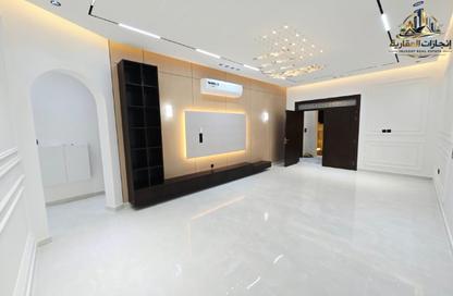 Villa - 5 Bedrooms - 7 Bathrooms for sale in Al Mowaihat 1 - Al Mowaihat - Ajman Villa - 5 Bedrooms - 7 Bathrooms for sale in Al Mowaihat 1 - Al Mowaihat - Ajman
