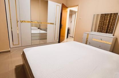 Apartment - 1 - 1 for rent in Al Khan Corniche - Al Khan - Sharjah