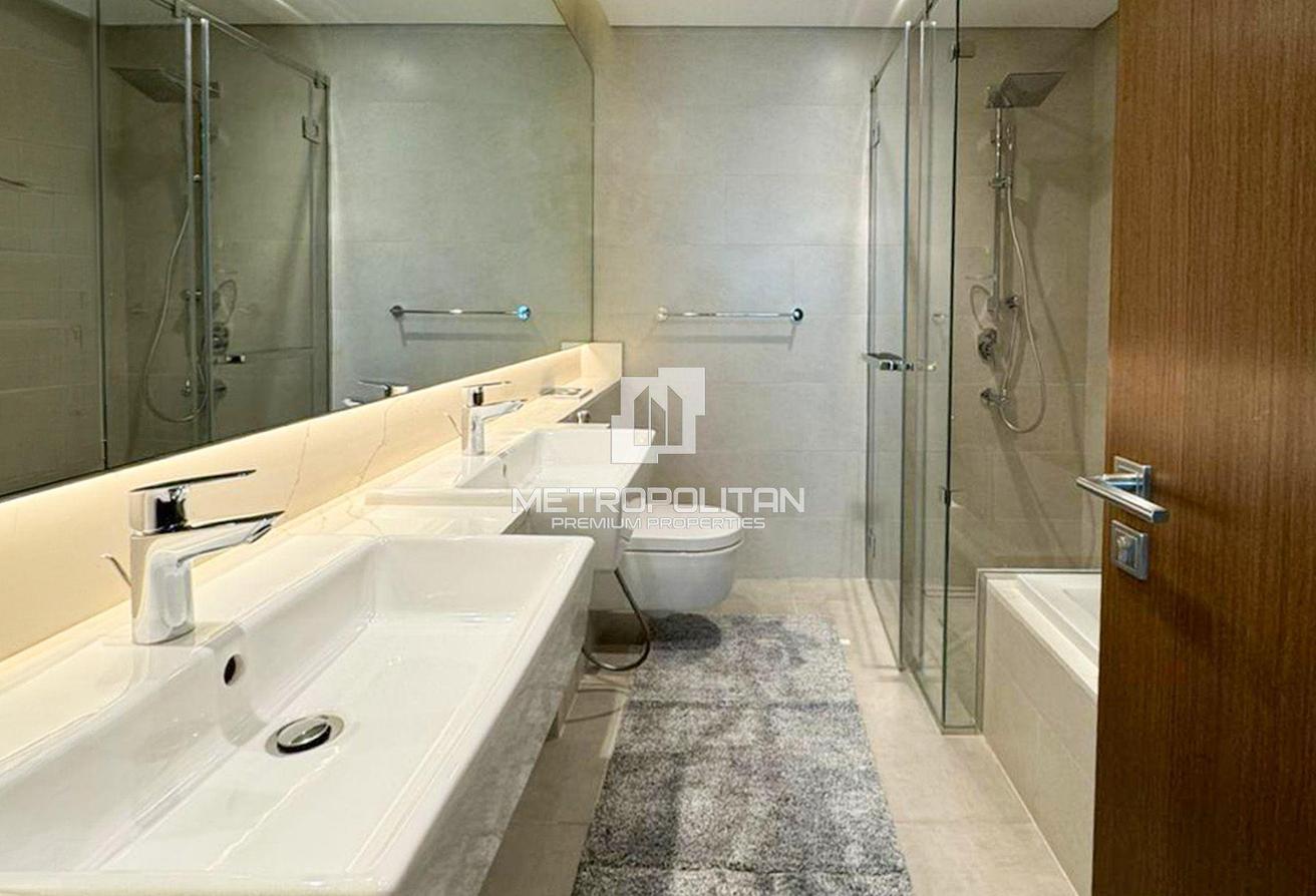 Upgraded Canal View| Fully Furnished| Large Layout photo 7
