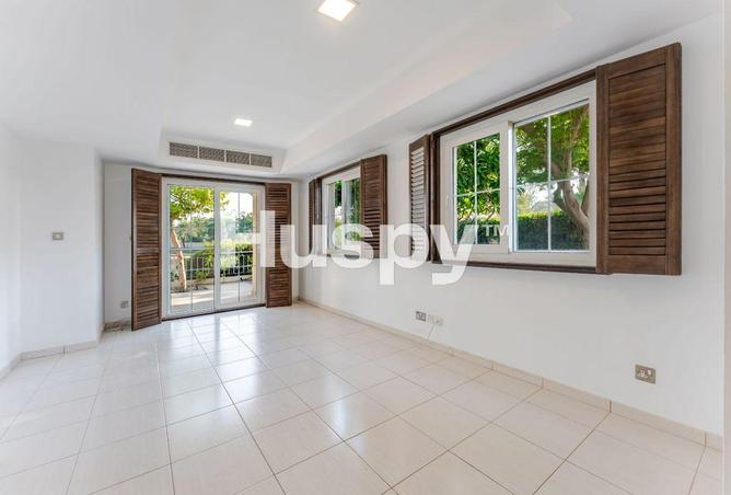 Lake Backing | Renovated | Corner Unit photo 2