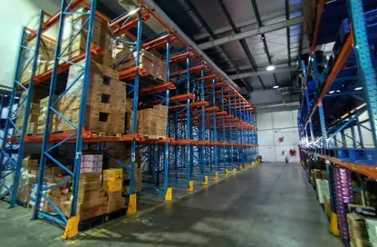 Warehouse - Studio - 1 Bathroom for rent in Umm Ramool - Dubai