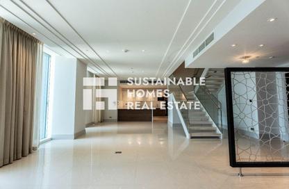 Apartment - 2 Bedrooms - 3 Bathrooms for rent in Four Seasons Private Residences - Al Maryah Island - Abu Dhabi