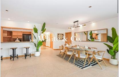 Apartment - 3 Bedrooms - 4 Bathrooms for rent in Abu Keibal - Shoreline Apartments - Palm Jumeirah - Dubai