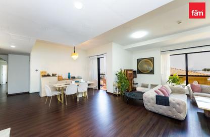 Apartment - 3 - 4 for rent in Rimal 5 - Rimal - Jumeirah Beach Residence - Dubai