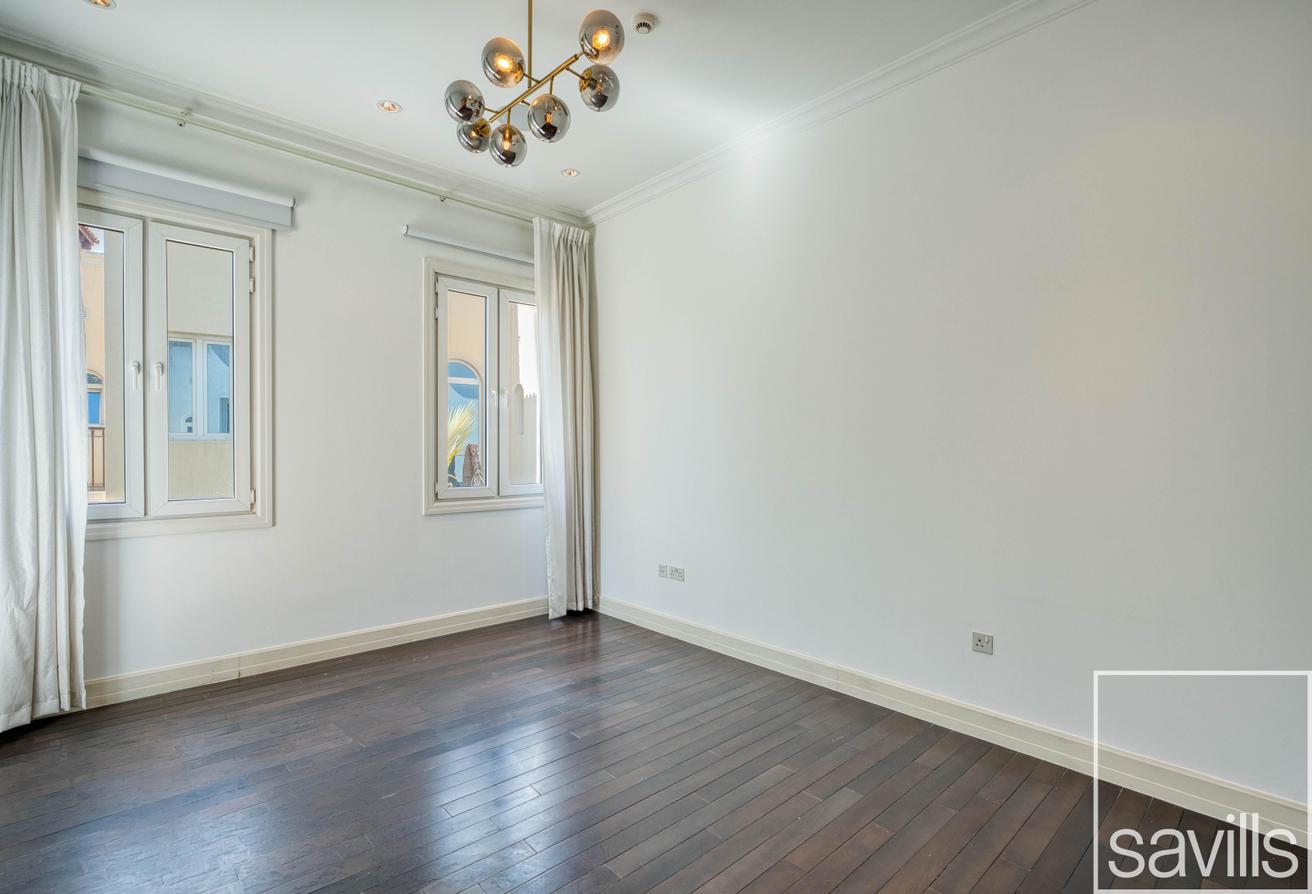 Vacant | Spacious Layout | Garden Views photo 16