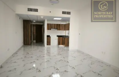 شقة - 1 حمام للبيع في شرق - مارينا مساكن المرحلة 3 - قرية الحمرا - رأس الخيمة