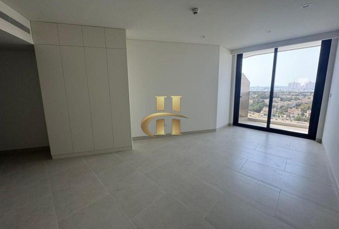 78184210 - Property Image 2