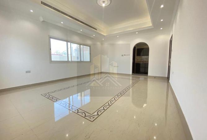 123837616 - Property Image 2