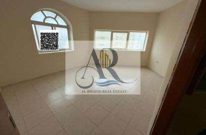 Apartment - 3 Bedrooms - 3 Bathrooms for rent in Amwaj Tower - Al Rumaila - Ajman