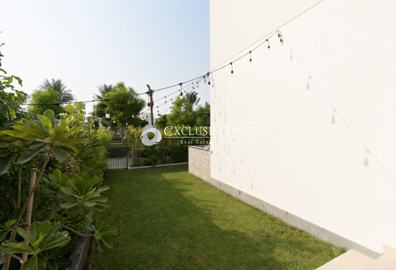Fully Upgraded | Single Row | Corner Unit photo 22