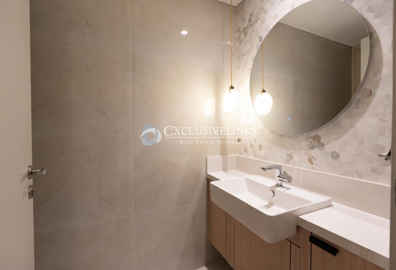 Fully Upgraded | Single Row | Corner Unit photo 19