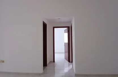 شقة - غرفة نوم - 1 حمام للايجار في البطينة - الشارقة شقة - غرفة نوم - 1 حمام للايجار في البطينة - الشارقة