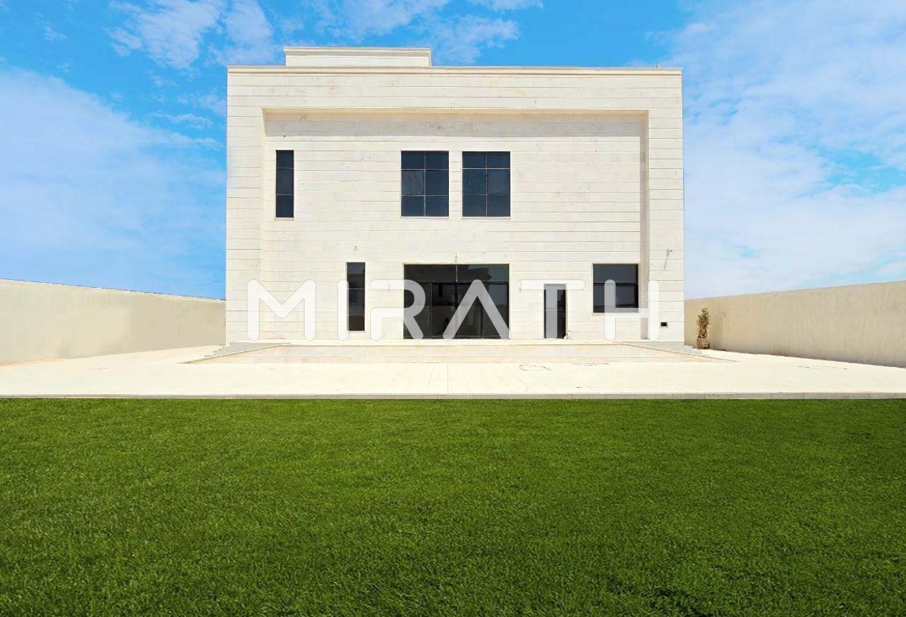 Ready to Move | Brand New Family Villa | Spacious photo 3