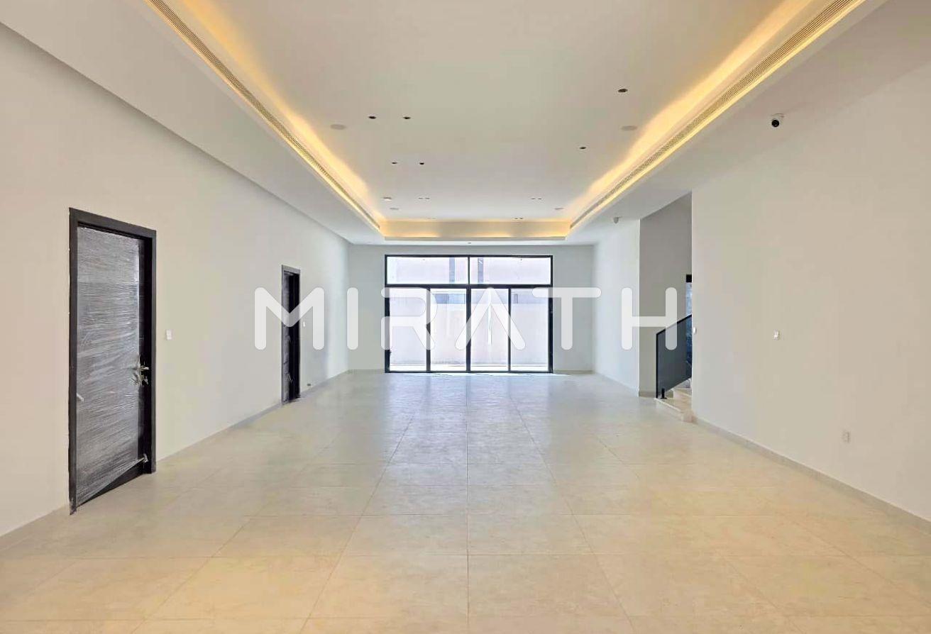 Ready to Move | Brand New Family Villa | Spacious photo 4