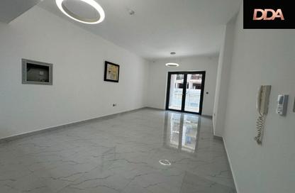 Apartment - 1 Bedroom - 2 Bathrooms for rent in Alcove - District 11 - Jumeirah Village Circle - Dubai