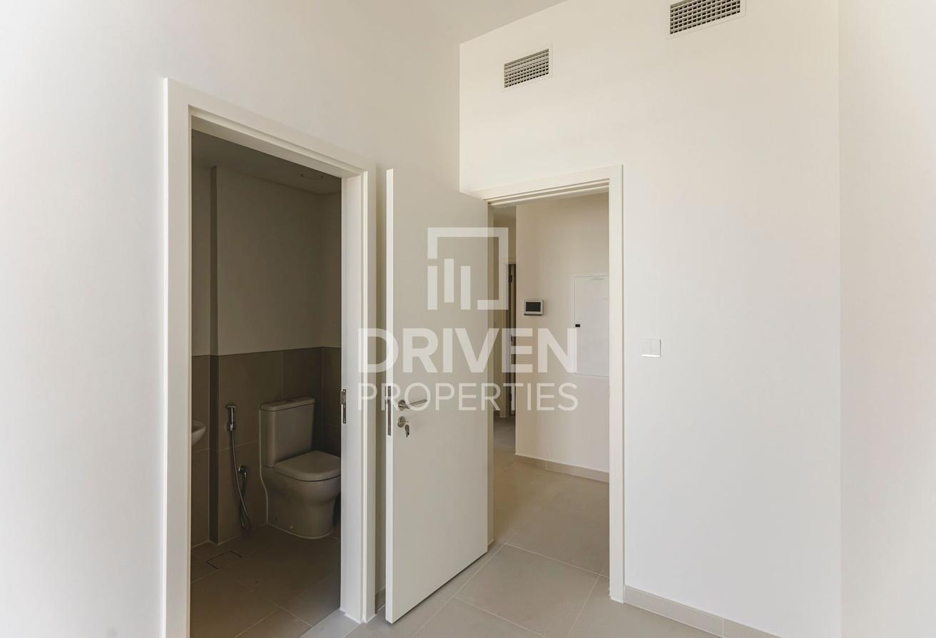 Chiller Free | Landscaped Garden | Furnished photo 10