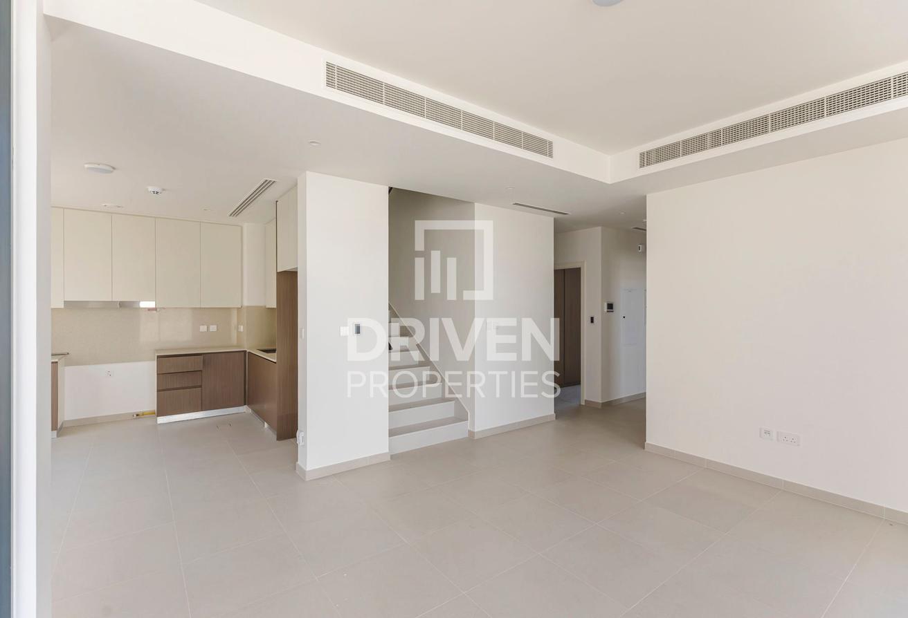 Chiller Free | Landscaped Garden | Furnished photo 2