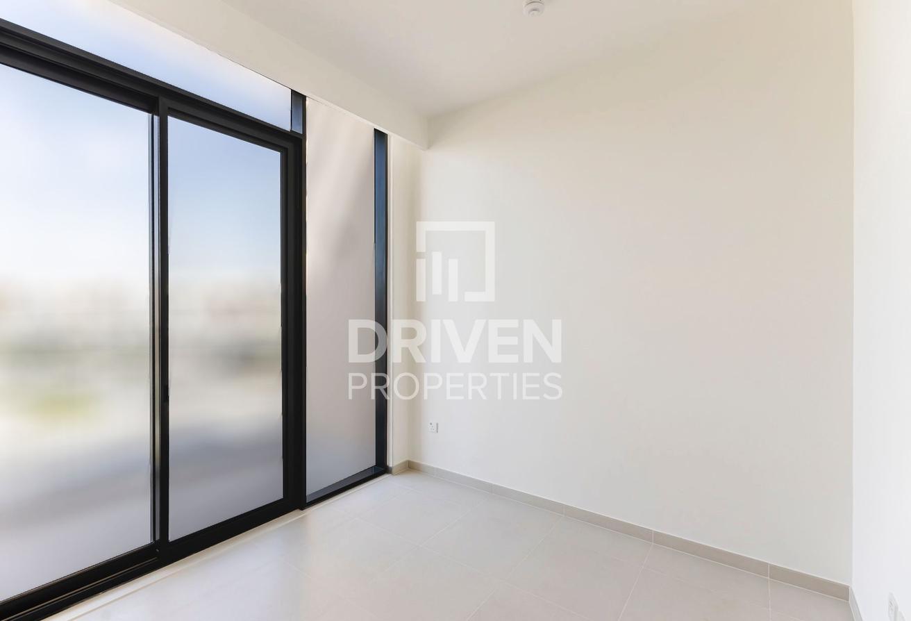 Chiller Free | Landscaped Garden | Furnished photo 9