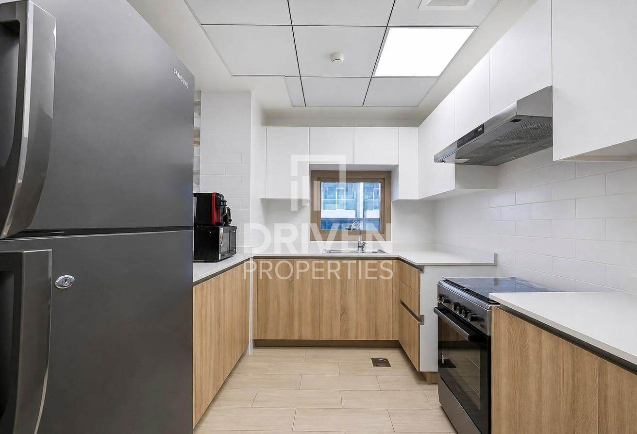 Burj and Canal View | Excellent Condition photo 14