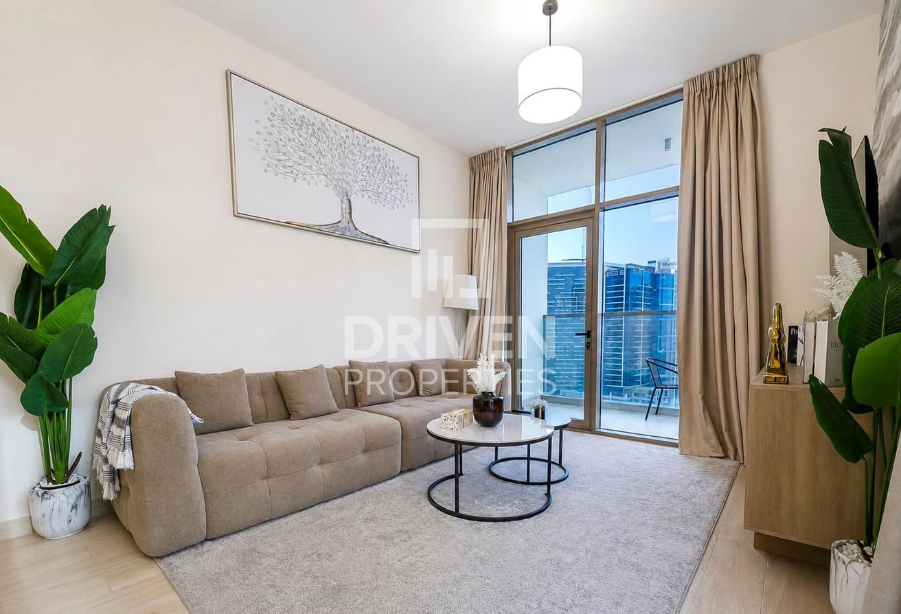 Burj and Canal View | Excellent Condition photo 3