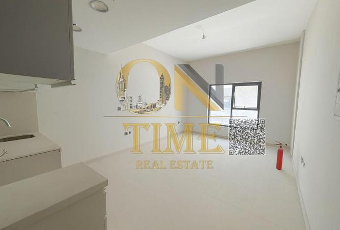 77363950 - Property Image 3