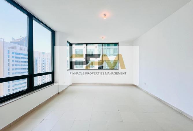 65554339 - صورة العقار 2