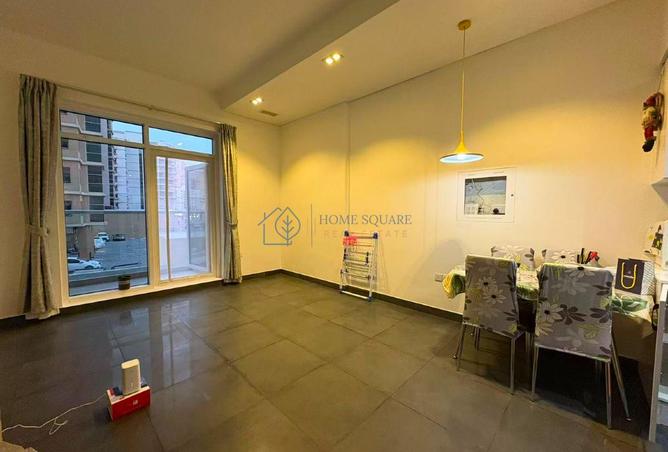 122453640 - Property Main Image
