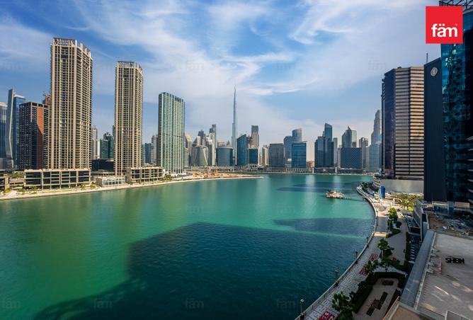 بفخامة | إطلالة على برج خليفة والقناة | مطور