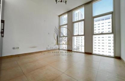 Apartment - 3 Bedrooms - 4 Bathrooms for rent in New Al Taawun Road - Al Taawun - Sharjah