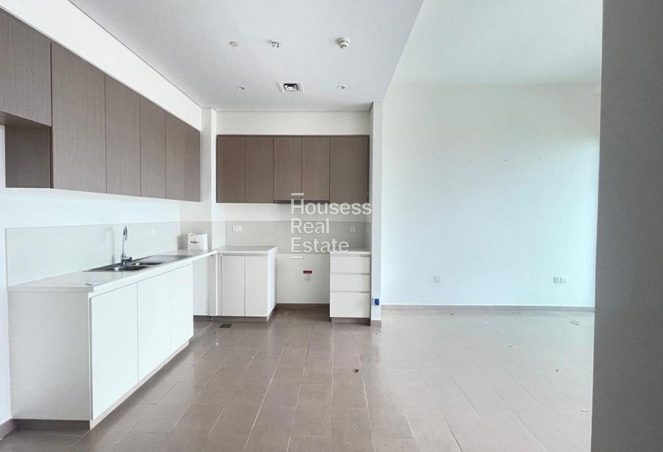 Premium Unit | Best View | Vacant photo 5