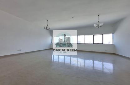 Apartment - 3 Bedrooms - 4 Bathrooms for rent in New Al Taawun Road - Al Taawun - Sharjah Apartment - 3 Bedrooms - 4 Bathrooms for rent in New Al Taawun Road - Al Taawun - Sharjah
