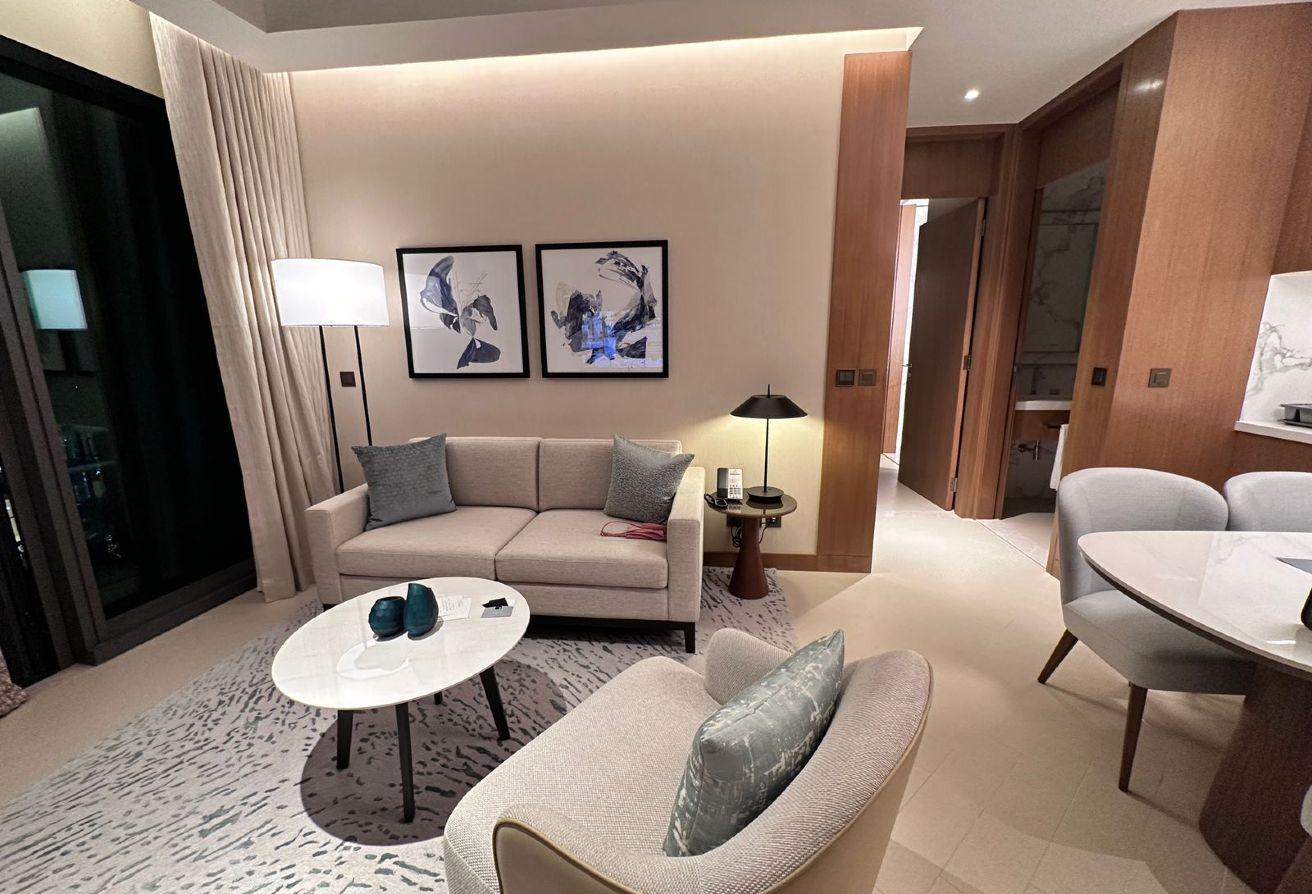 Boulevard view | Spacious | Fully Furnished photo 3