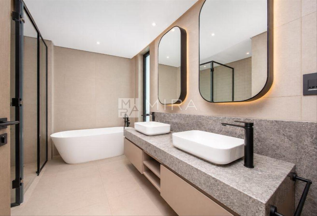 Fully Furnished |Resort Lifestyle|Open To Offers photo 10