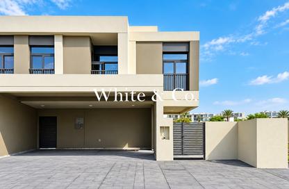 Townhouse - 4 - 6 for sale in South Bay 1 - South Bay - Residential District - Dubai South (Dubai World Central) - Dubai