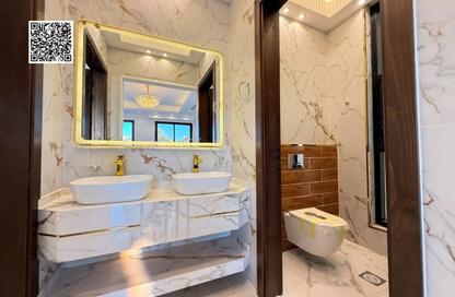 Villa - 5 - 7 for sale in Al Zaheya Gardens - Al Zahya - Ajman