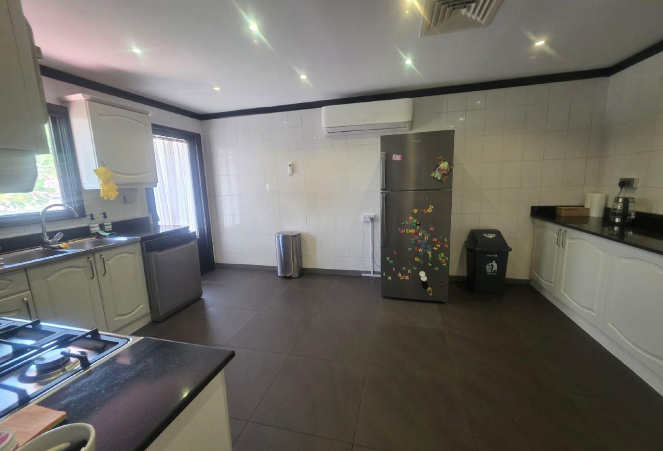 COZY ONE FLOOR VILLA FOR FAMILY- BURJ KHALIFA VIEW photo 3