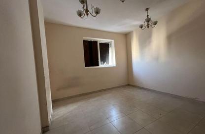 Apartment - 1 Bedroom - 2 Bathrooms for rent in Al Qulaya'ah - Al Sharq - Sharjah