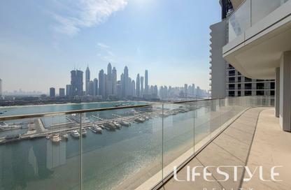 Apartment - 3 Bedrooms - 3 Bathrooms for sale in Palace Beach Residence Tower 1 - Palace Beach Residence - EMAAR Beachfront - Dubai Harbour - Dubai