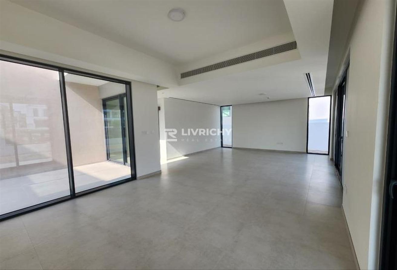 FAMILY VILLA | 4BR + MAID | PRIME LOCATION photo 16