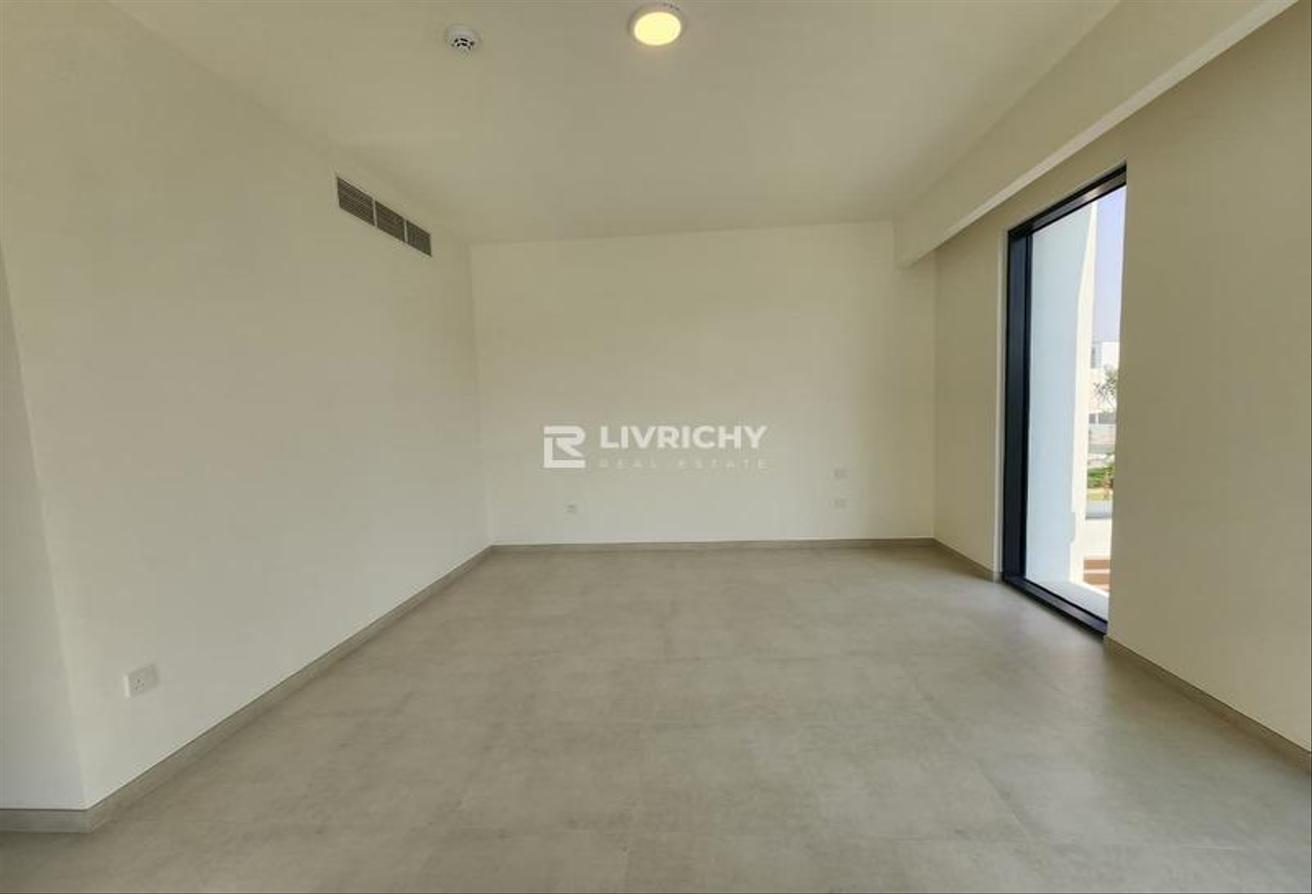 FAMILY VILLA | 4BR + MAID | PRIME LOCATION photo 7